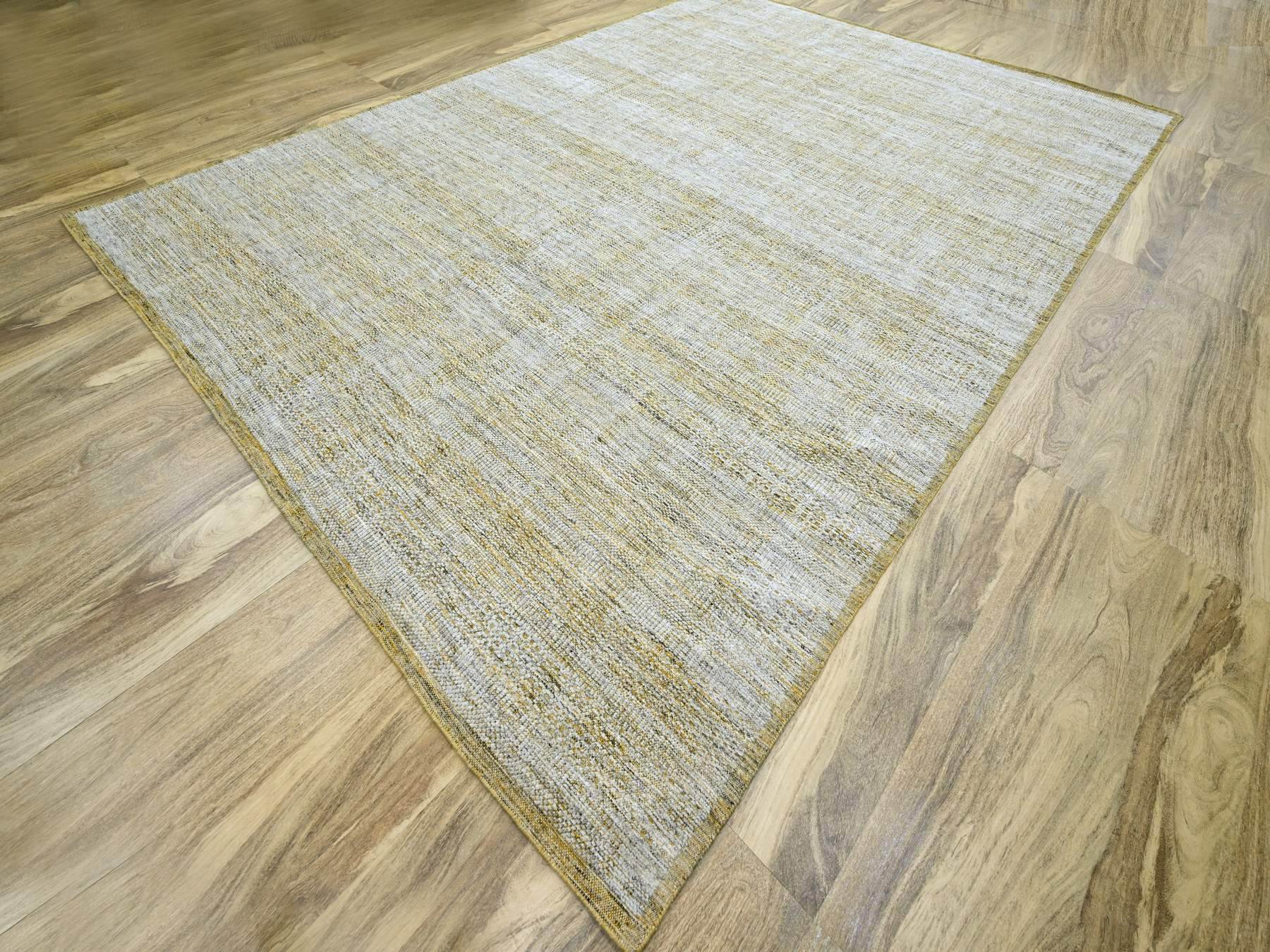 Modern / Contemporary hand-knotted wool rug in Yellow, 10' x 13'10" — SKU O076290 (view 3)