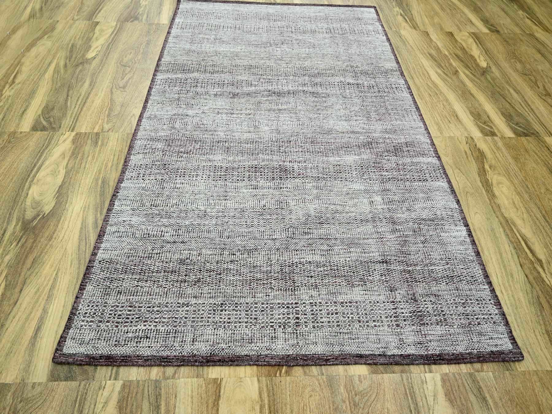 Modern / Contemporary hand-knotted wool rug in Red, 6' x 9' — SKU O076293 (view 2)