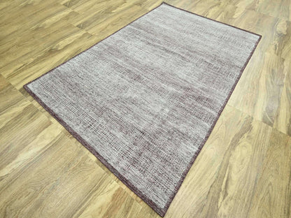 Modern / Contemporary hand-knotted wool rug in Red, 6' x 9' — SKU O076293 (view 3)