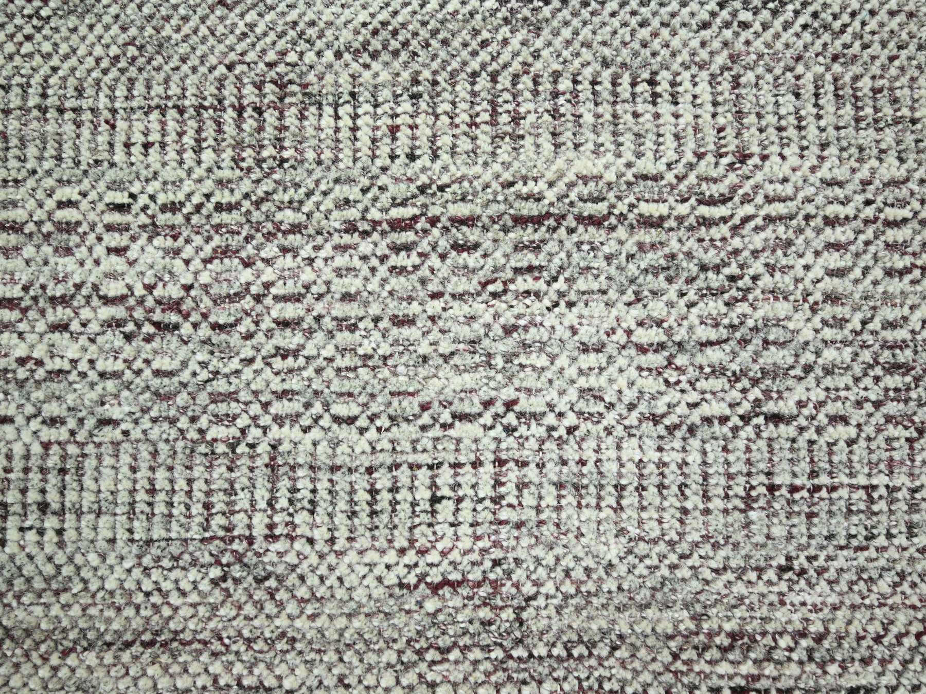 Modern / Contemporary hand-knotted wool rug in Red, 6' x 9' — SKU O076293 (view 8)