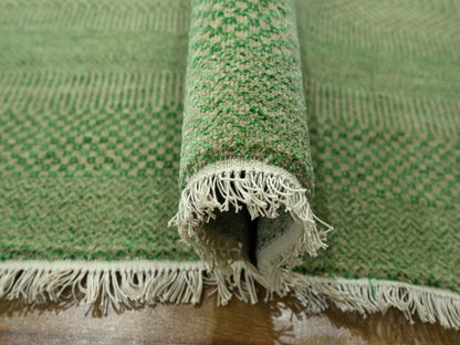Modern / Contemporary hand-knotted wool/silk rug in Green, 8'1" x 10'3" — SKU O076343 (view 5)
