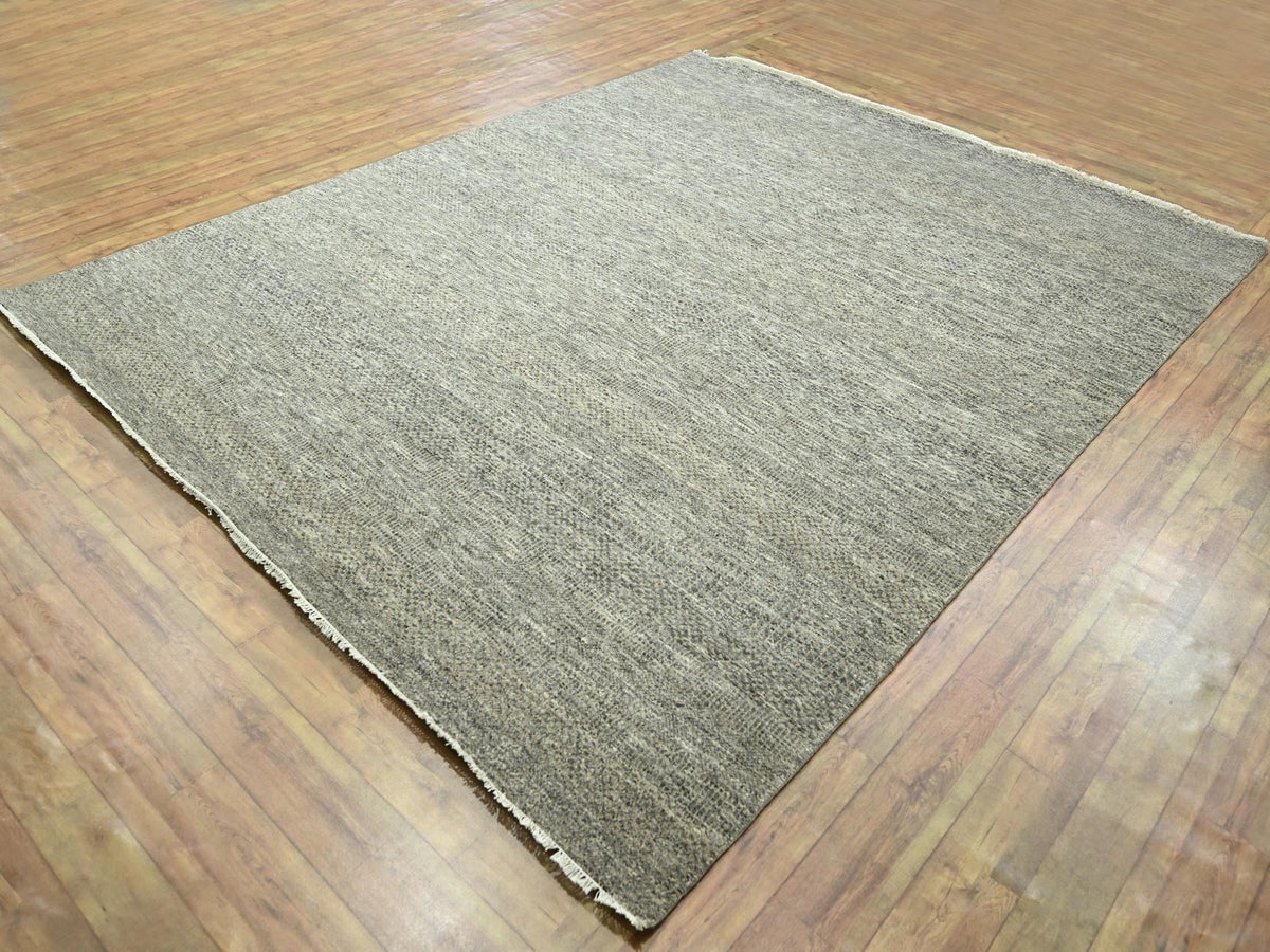 Modern / Contemporary hand-knotted wool/silk rug in Gray, 8' x 9'11" — SKU O076345 (view 3)
