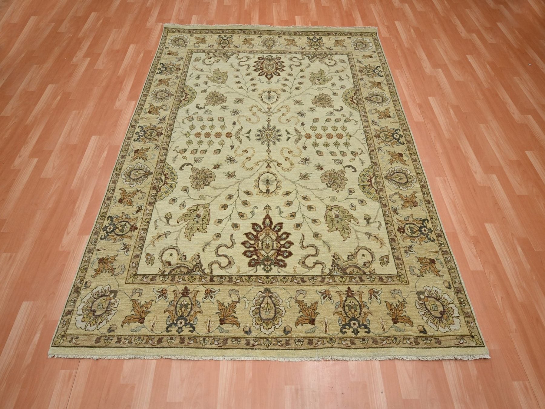 Ziegler Oushak hand-knotted wool rug in Ivory & Beige, 6'5" x 8'1" — SKU O076367 (view 2)