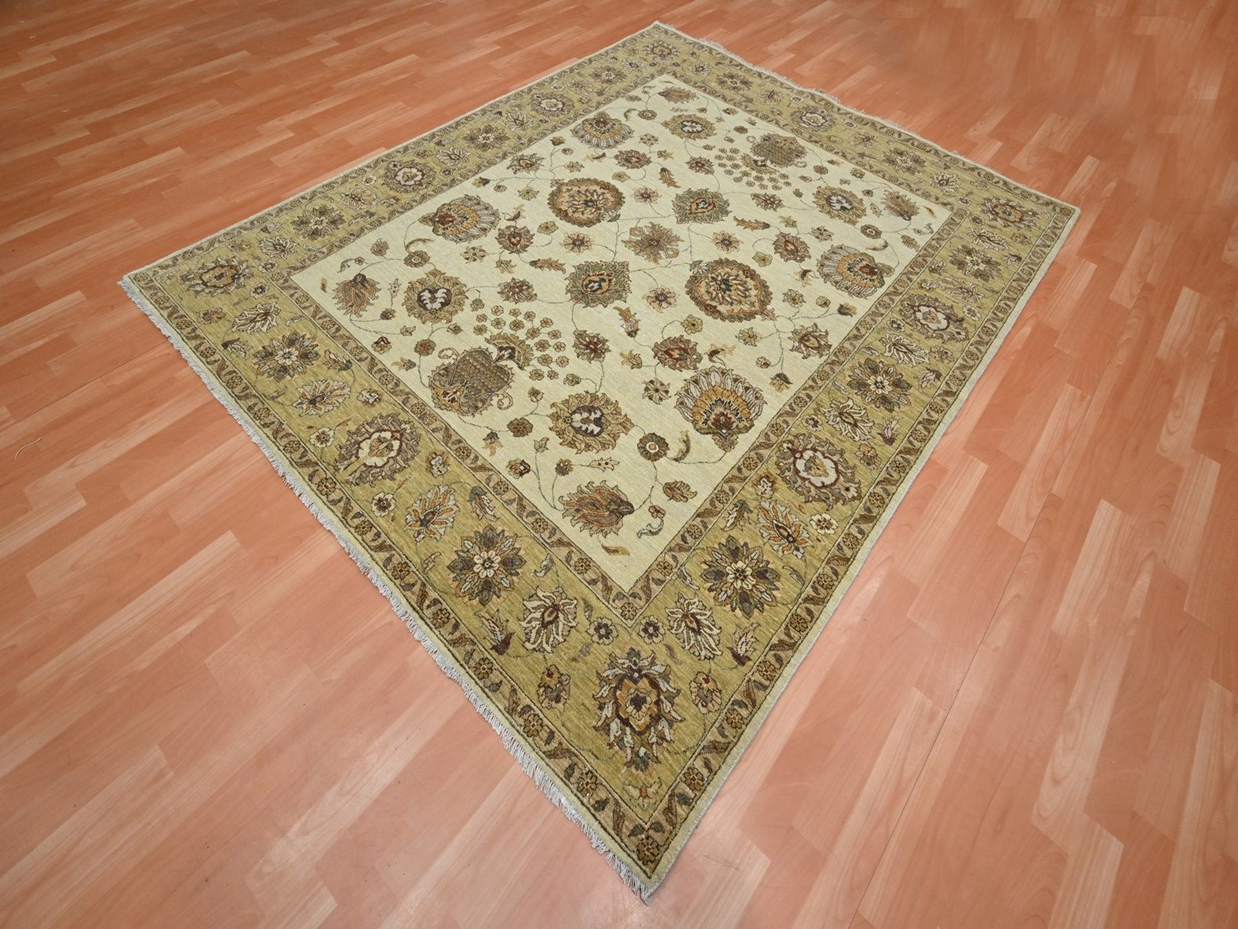 Ziegler Oushak hand-knotted wool rug in Ivory & Beige, 6'6" x 8' — SKU O076372 (view 3)
