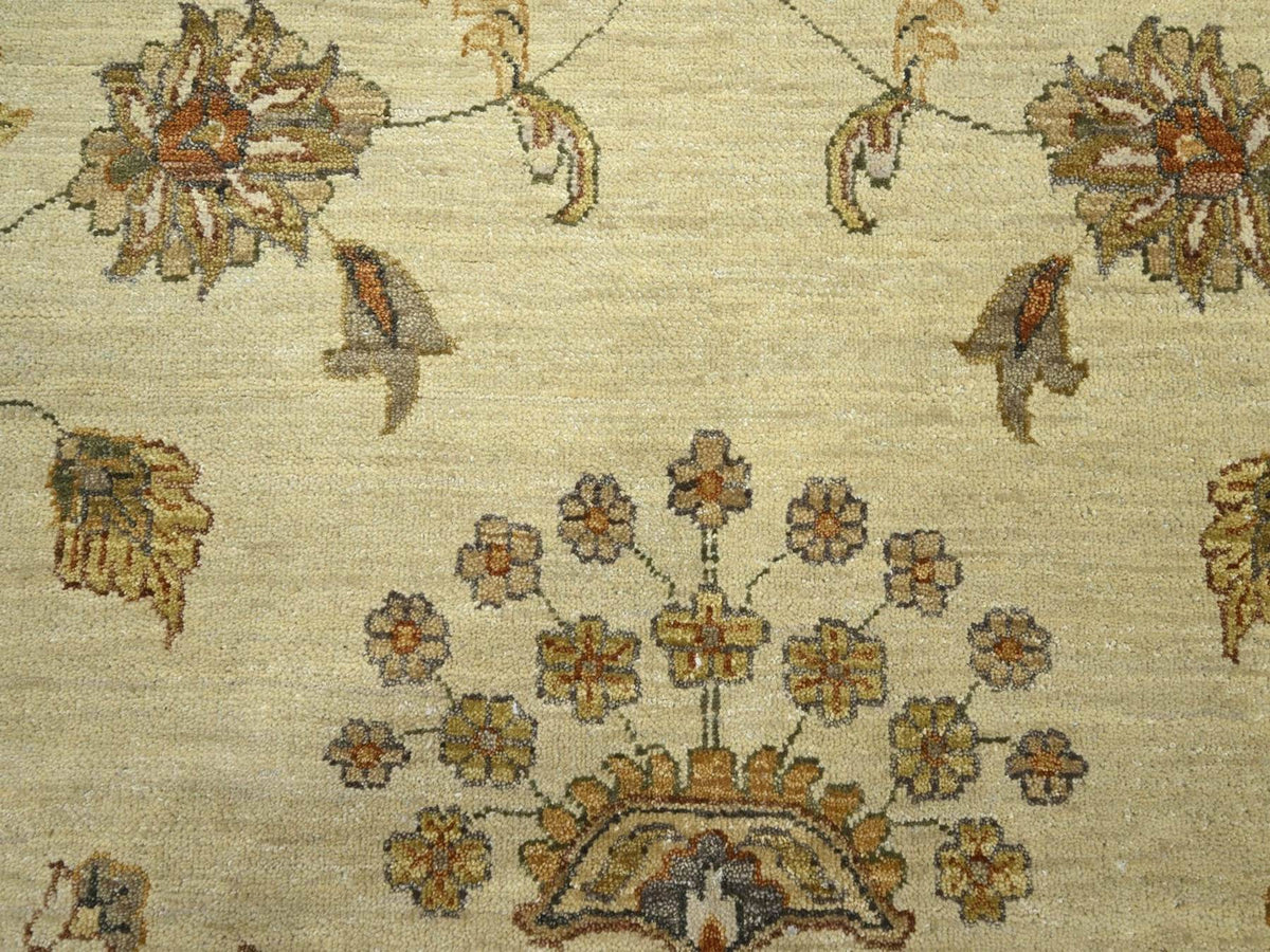 Ziegler Oushak hand-knotted wool rug in Ivory & Beige, 7'11" x 10' — SKU O076373 (view 8)