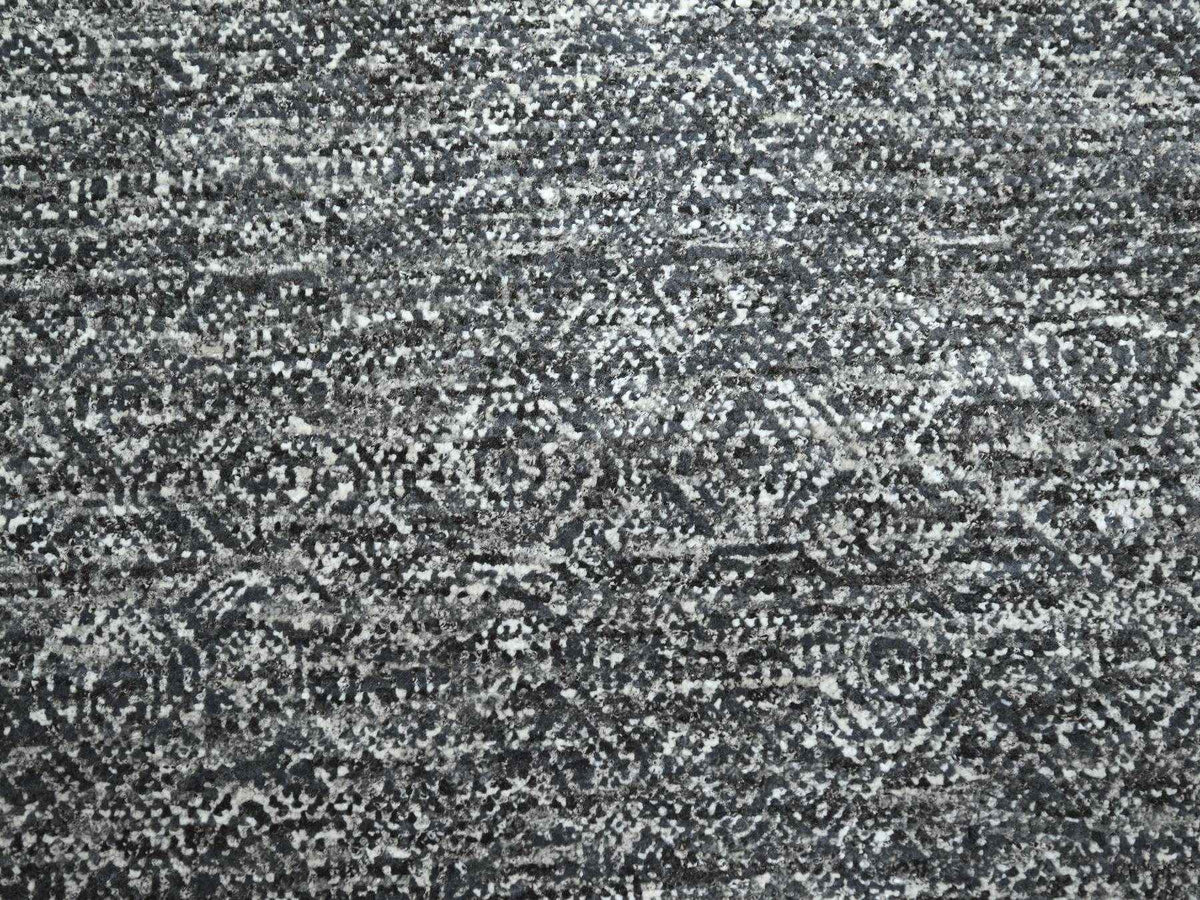 Modern / Contemporary hand-knotted wool rug in Gray, 9' x 12'2" — SKU O076382 (view 8)