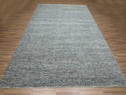 Modern / Contemporary hand-knotted wool rug in Gray, 9' x 12'1" — SKU O076389 (view 2)