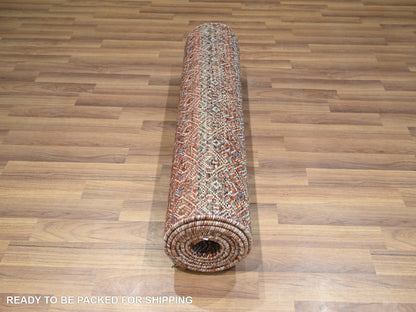 Modern / Contemporary hand-knotted wool runner in Red, 2'7" x 10'2" — SKU O076396 (view 5)