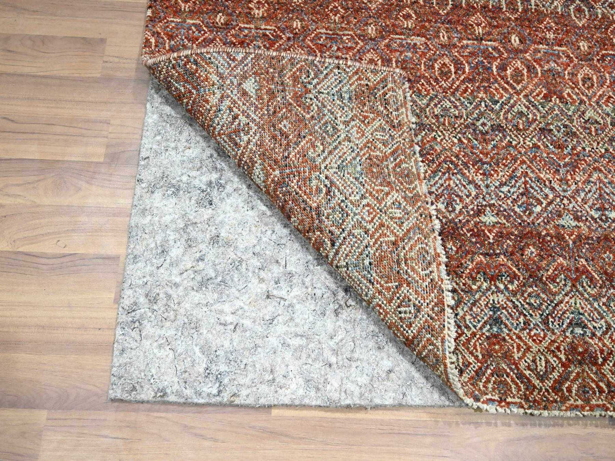 Modern / Contemporary hand-knotted wool runner in Red, 2'7" x 10'2" — SKU O076397 (view 3)