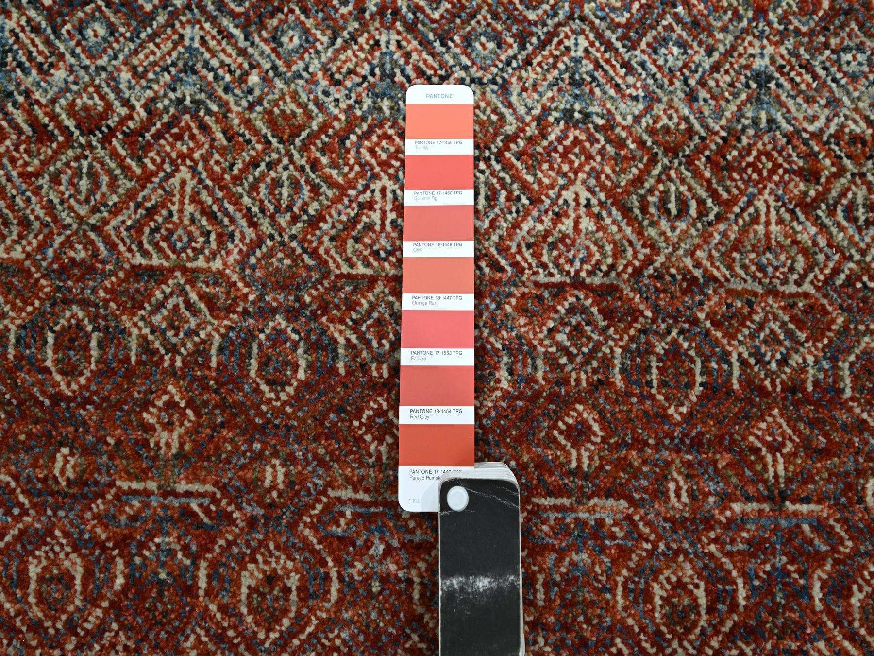 Modern / Contemporary hand-knotted wool runner in Red, 2'7" x 10'2" — SKU O076397 (view 4)