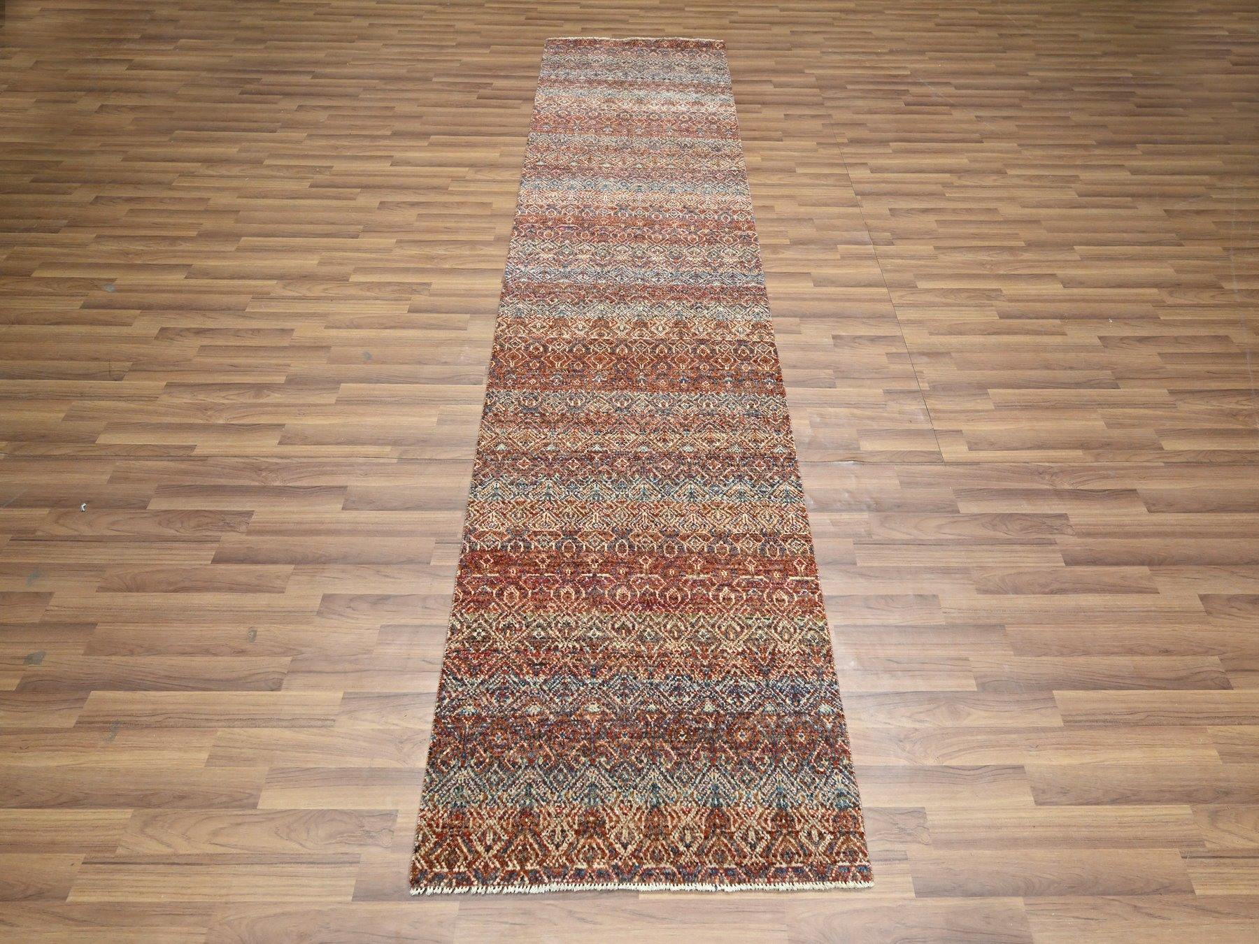 Modern / Contemporary hand-knotted wool runner in Red, 2'7" x 9'11" — SKU O076399 (view 2)