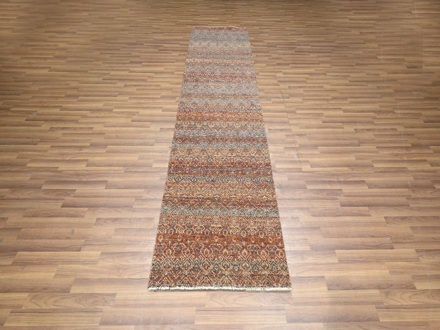 Modern / Contemporary hand-knotted wool runner in Red, 2'7" x 9'11" — SKU O076404 (view 2)