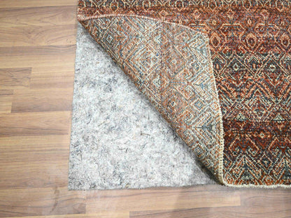 Modern / Contemporary hand-knotted wool runner in Red, 2'7" x 10' — SKU O076408 (view 3)