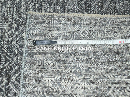 Modern / Contemporary hand-knotted wool runner in Gray, 2'7" x 9'10" — SKU O076411 (view 7)