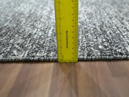 Modern / Contemporary hand-knotted wool runner in Gray, 2'7" x 9'10" — SKU O076412 (view 6)