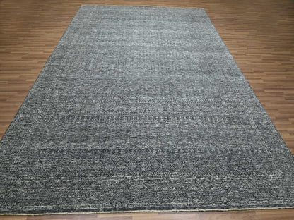 Agra Modern / Contemporary hand-knotted wool rug in Gray, 9'2" x 12'1" — SKU O076426 (view 2)