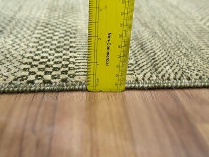 Beige 2'0" x 3'0" Modern and Contemporary Hand knotted Wool/Silk Rug - Sku: O076453