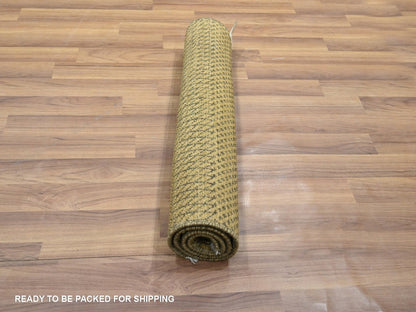 Brown 2'0" x 3'0" Modern and Contemporary Hand knotted Wool/Silk Rug - Sku: O076455