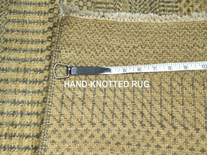 Brown 2'0" x 3'0" Modern and Contemporary Hand knotted Wool/Silk Rug - Sku: O076456