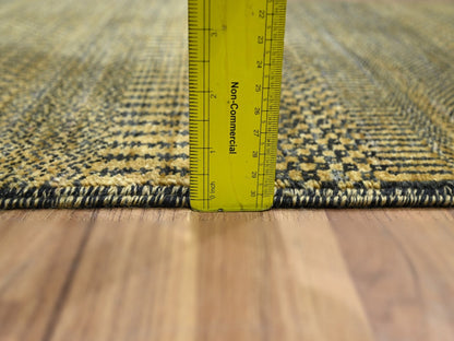 Brown 2'0" x 3'0" Modern and Contemporary Hand knotted Wool/Silk Rug - Sku: O076462
