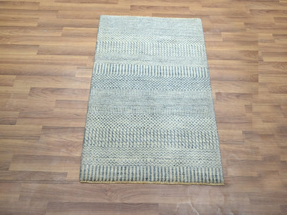 Blue 2'0" x 3'0" Modern and Contemporary Hand knotted Wool/Silk Rug - Sku: O076469