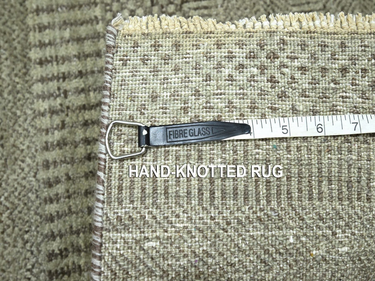 Wool / Silk hand-knotted wool rug in Gray, 2' x 3' — SKU O076481 (view 4)