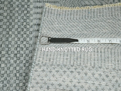 Modern / Contemporary hand-knotted wool/silk rug in Gray, 2' x 3' — SKU O076492 (view 4)