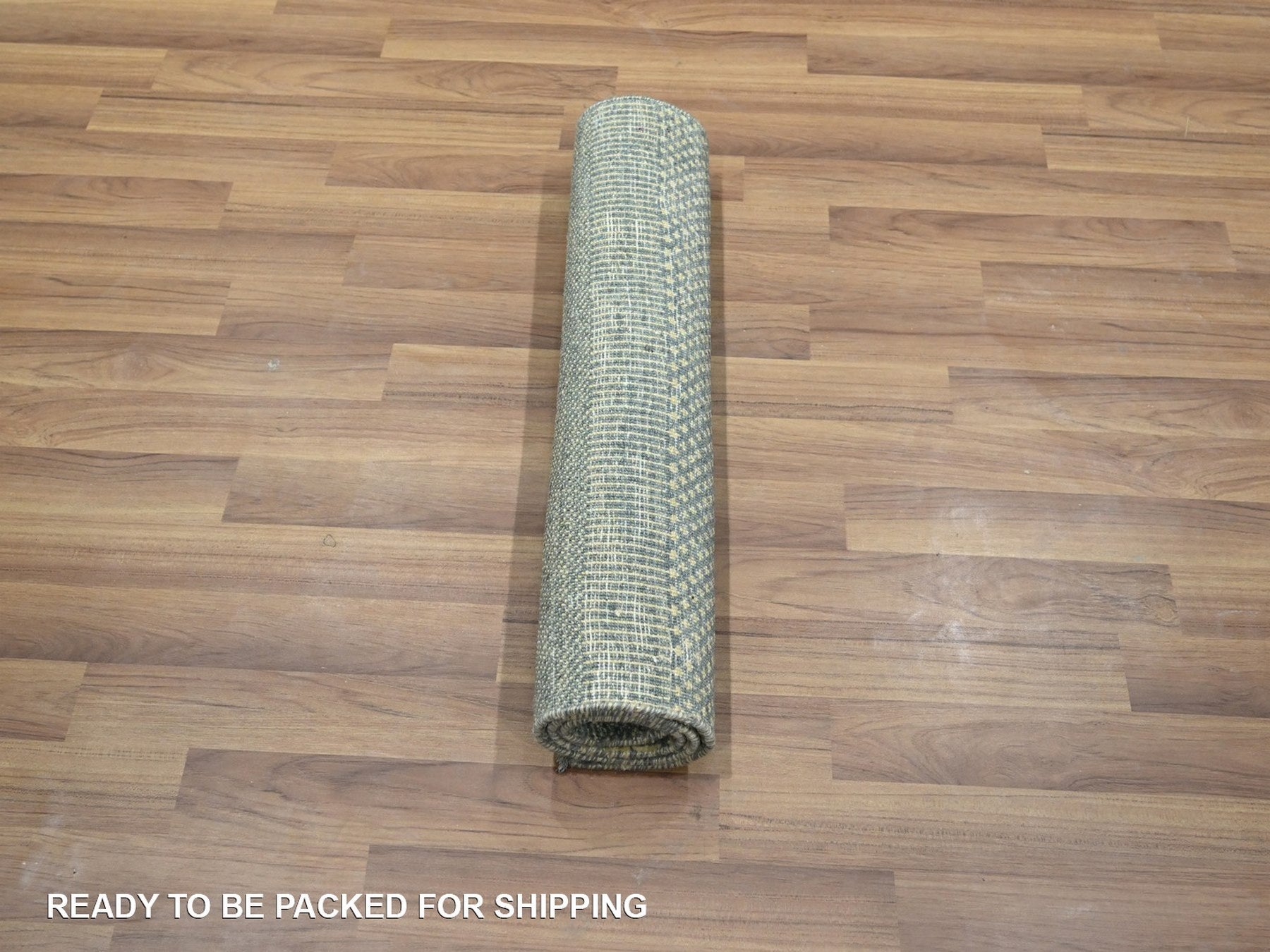 Modern / Contemporary hand-knotted wool/silk rug in Gray, 2' x 3' — SKU O076494 (view 5)