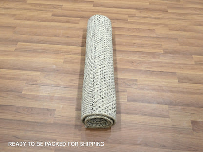 Modern / Contemporary hand-knotted wool/silk rug in Ivory, 2' x 3' — SKU O076498 (view 5)