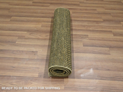 Brown 2'0" x 3'0" Modern and Contemporary Hand knotted Wool/Silk Rug - Sku: O076513