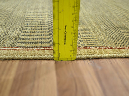 Brown 2'0" x 3'0" Modern and Contemporary Hand knotted Wool/Silk Rug - Sku: O076515