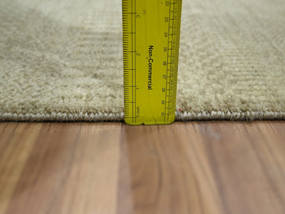 Brown 2'0" x 3'0" Modern and Contemporary Hand knotted Wool/Silk Rug - Sku: O076518