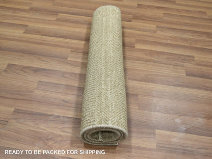 Brown 2'0" x 3'0" Modern and Contemporary Hand knotted Wool/Silk Rug - Sku: O076518