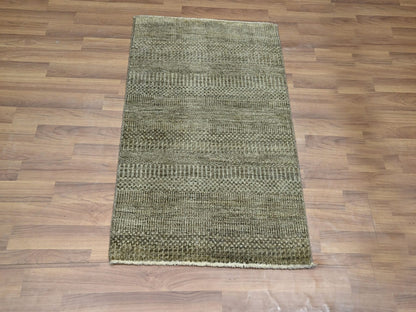 Brown 2'0" x 3'0" Modern and Contemporary Hand knotted Wool/Silk Rug - Sku: O076530