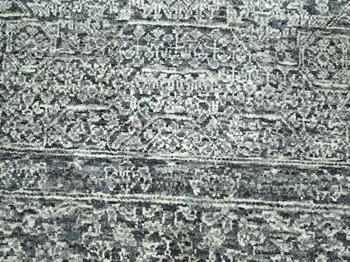 Mamluk Mamluk hand-knotted wool rug in Gray, 8'1" x 10'1" — SKU O076540 (view 8)