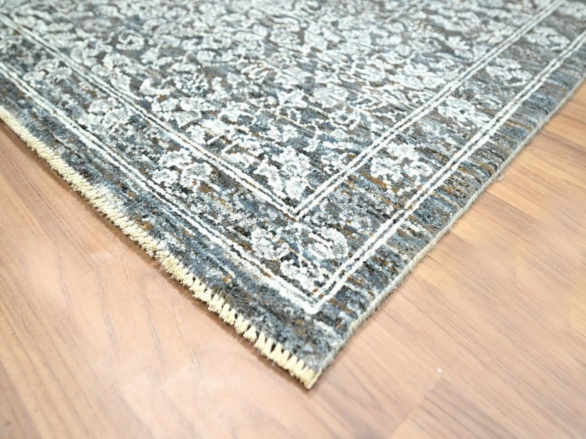 Mamluk Mamluk hand-knotted wool rug in Gray, 8'2" x 10'2" — SKU O076549 (view 6)