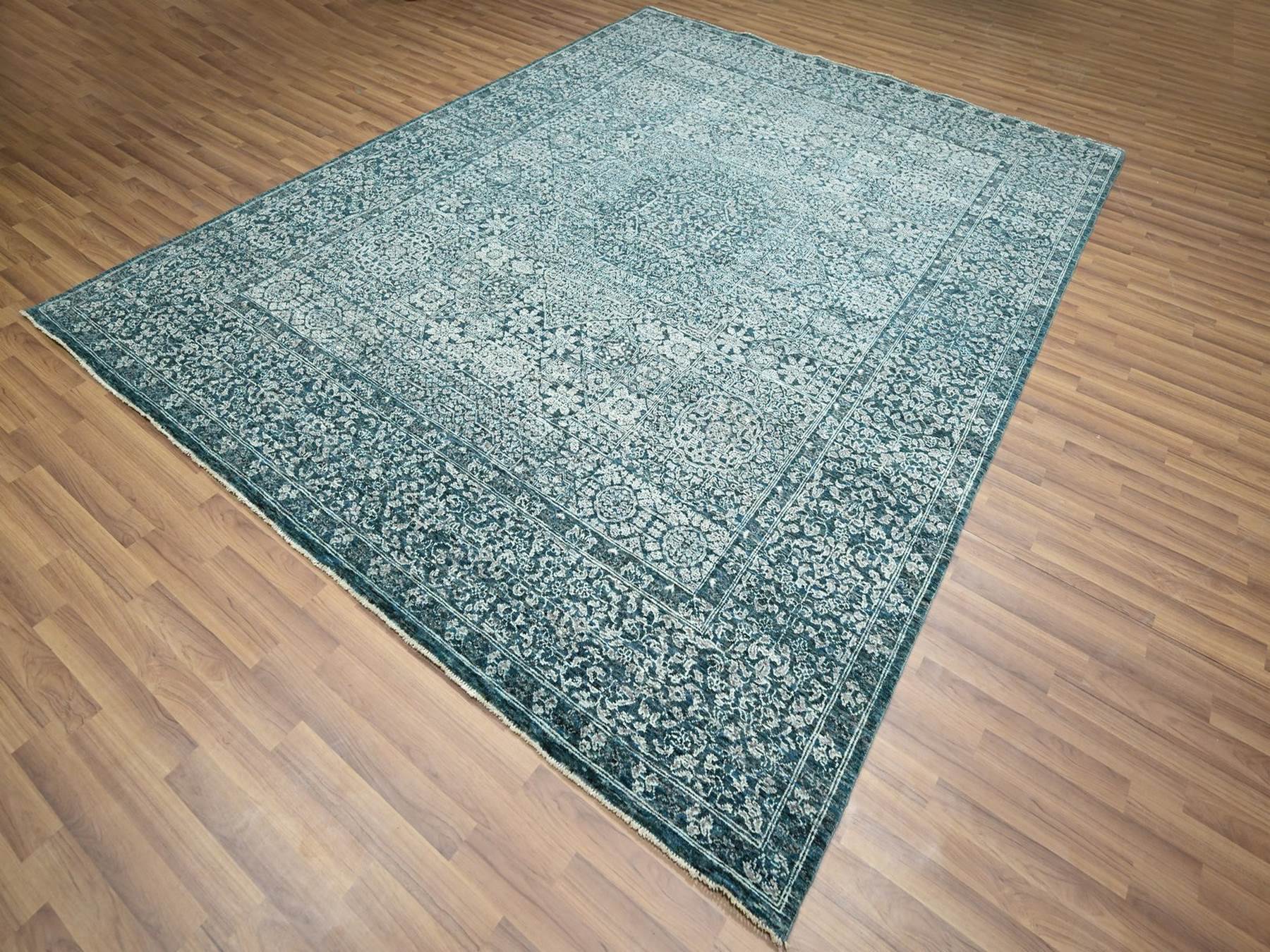 Mamluk Mamluk hand-knotted wool rug in Teal, 7'11" x 10'3" — SKU O076551 (view 3)