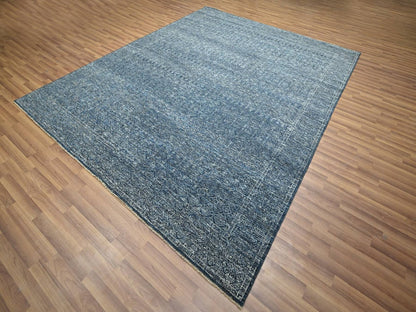 Transitional hand-knotted wool/silk rug in Blue, 8'1" x 10' — SKU O076562 (view 3)