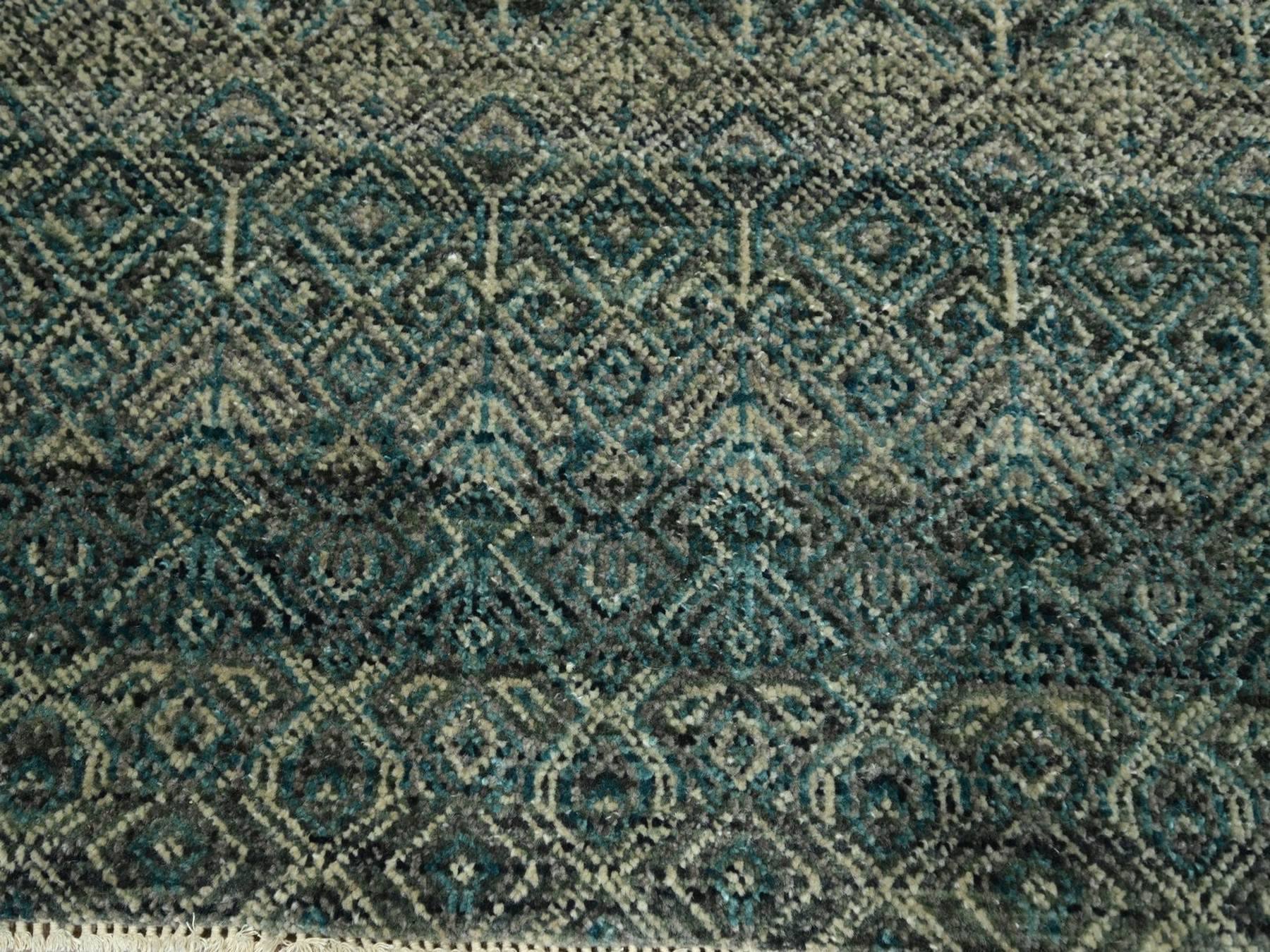 Modern / Contemporary hand-knotted wool rug in Teal, 8'1" x 10' — SKU O076569 (view 8)