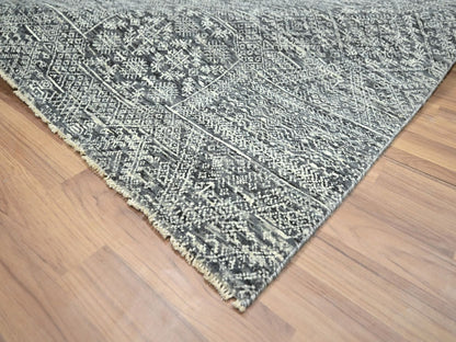 Transitional hand-knotted wool/silk rug in Gray, 7'10" x 10' — SKU O076573 (view 6)