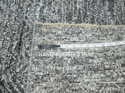 Modern / Contemporary hand-knotted wool runner in Gray, 2'7" x 9'10" — SKU O076579 (view 7)