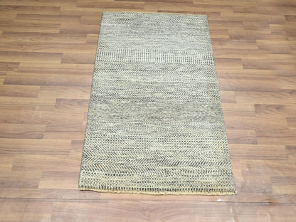 Beige 2'0" x 3'0" Modern and Contemporary Hand knotted Wool Rug - Sku: O076588