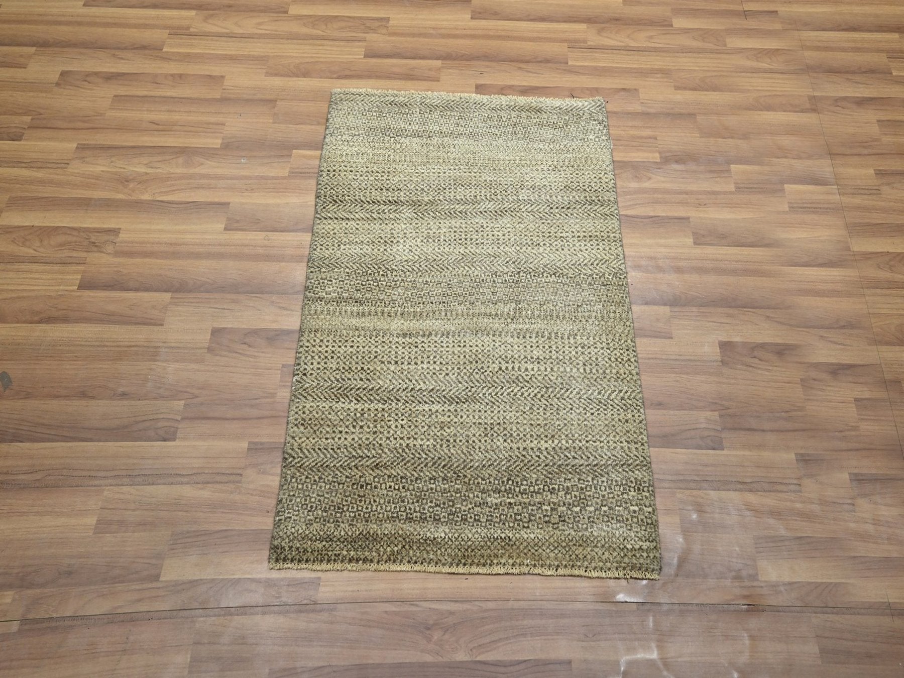 Brown 2'0" x 3'0" Modern and Contemporary Hand knotted Wool Rug - Sku: O076592