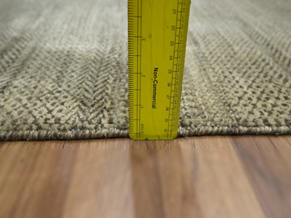 Brown 2'0" x 3'0" Modern and Contemporary Hand knotted Wool Rug - Sku: O076592