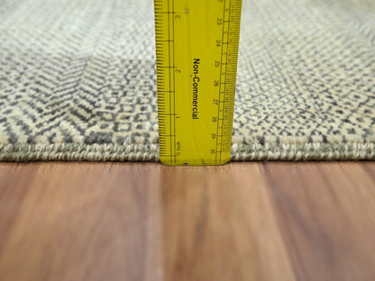 Beige 2'0" x 3'0" Modern and Contemporary Hand knotted Wool Rug - Sku: O076594