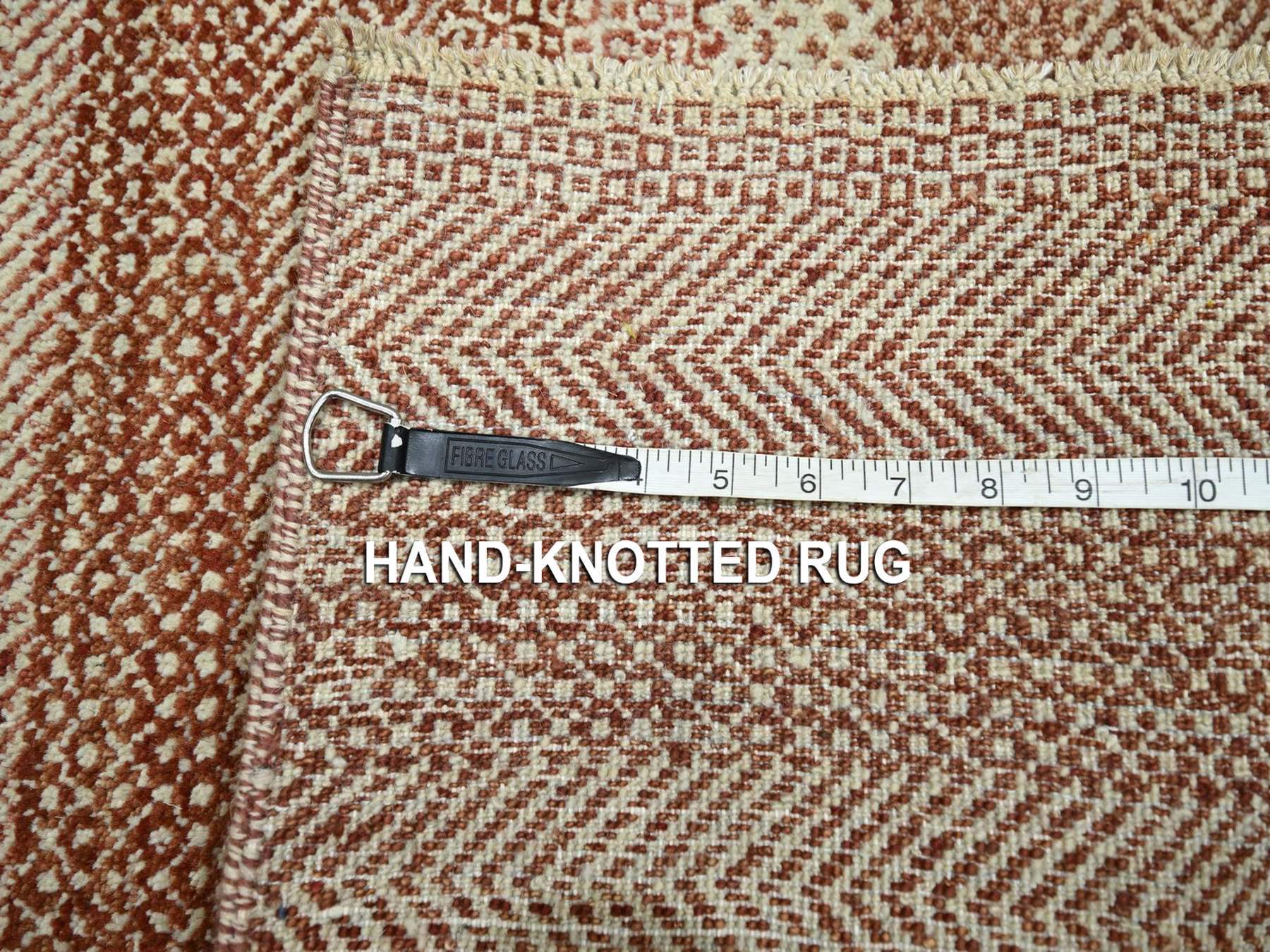 Modern / Contemporary hand-knotted wool/silk rug in Red, 2' x 3' — SKU O076597 (view 4)