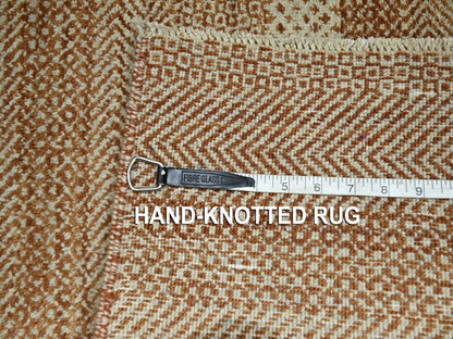 Modern / Contemporary hand-knotted wool/silk rug in Red, 2' x 3' — SKU O076598 (view 4)