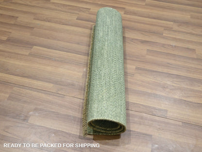Green 2'0" x 3'0" Modern and Contemporary Hand knotted Wool Rug - Sku: O076600