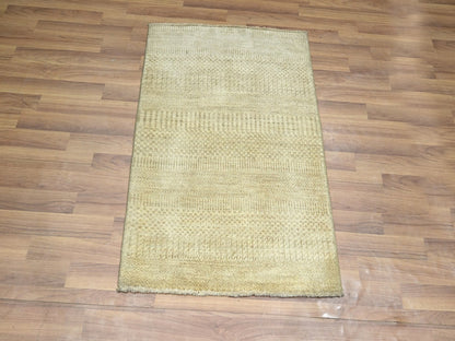 Beige 2'0" x 3'0" Modern and Contemporary Hand knotted Wool Rug - Sku: O076607