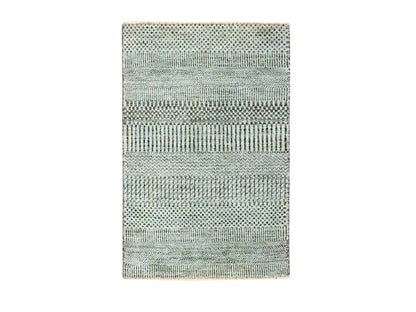 Modern / Contemporary hand-knotted wool rug in Gray, 2' x 3' — SKU O076611